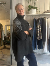 PRE-OWNED WE NORWEGIANS SETESDAL LONG SWEATER S/M RRP £535