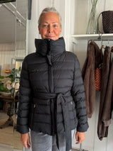 WEEKEND MAX MARA BELTED QUILTED COAT