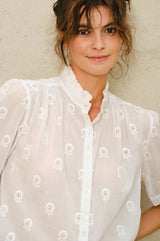 M.A.B.E. FRANI EMBROIDERED TOP IN WHITE