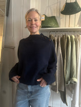 PRE-OWNED STUDIO WYLDER NAVY SWEATER S/M RRP £225