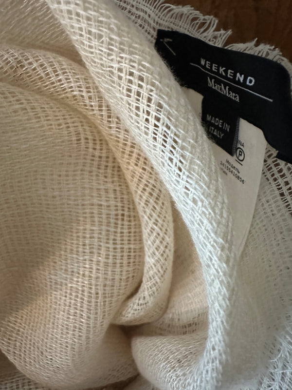 PRE-OWNED WEEKEND MAX MARA LINEN SCRAF RRP £165