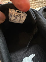 PRE-OWNED SOREL WATERPROOF SNEAKERS £145 37/38
