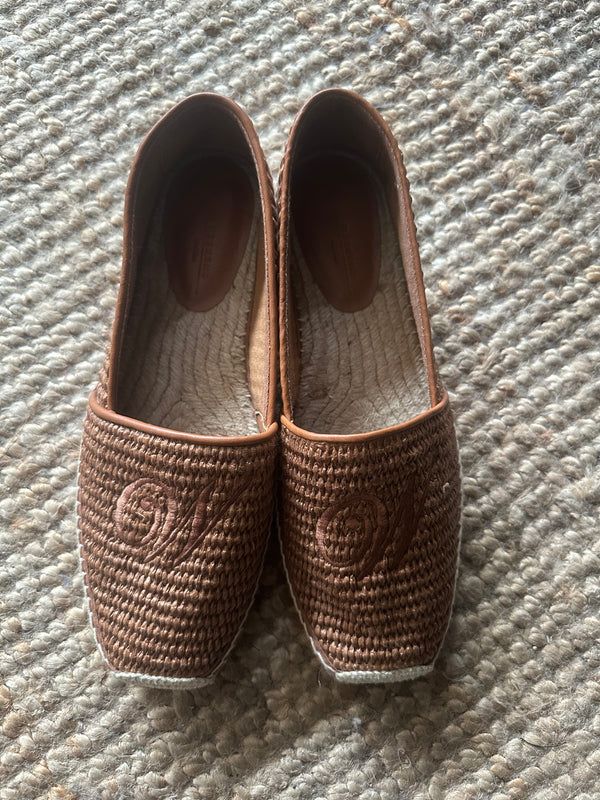 PRE-OWNED WEEKEND MARA MARA ESPADRILLES 39 RRP £225