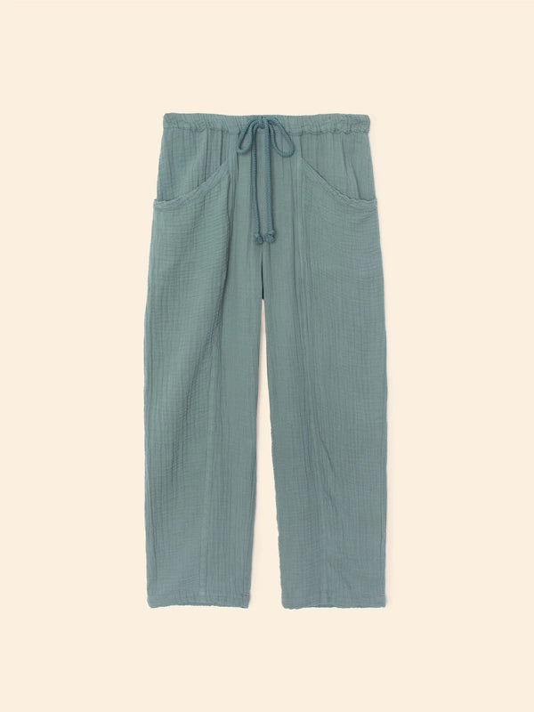 XIRENA OZZIE PANT IN DUSTY SAGE