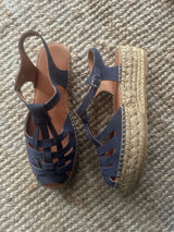 PRE-OWNED NAGUISA SANDALS 41 RRP £165