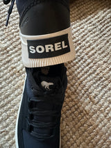 PRE-OWNED SOREL WATERPROOF SNEAKERS £145 37/38