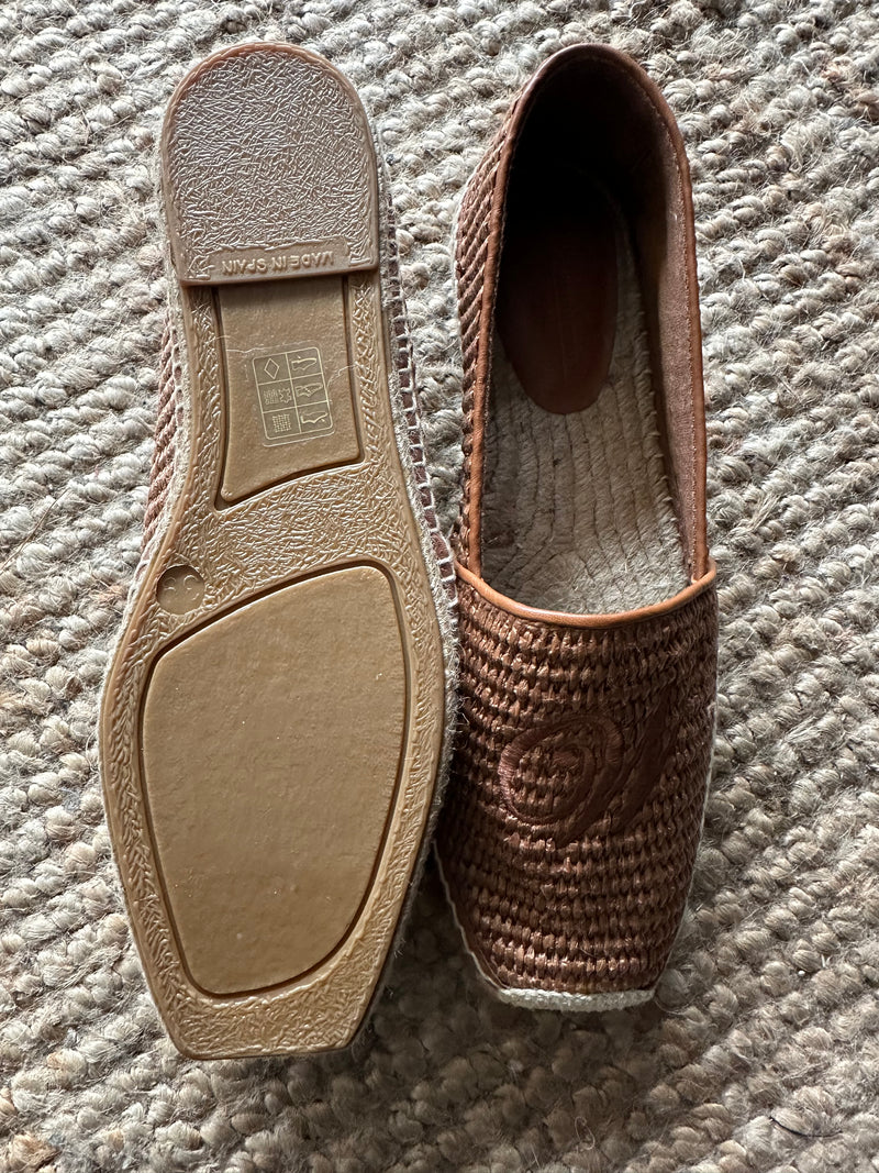 PRE-OWNED WEEKEND MARA MARA ESPADRILLES 39 RRP £225