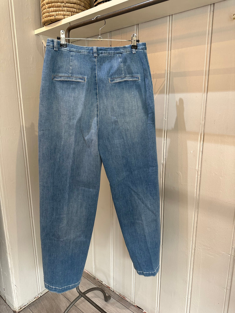 PRE-OWNED CLOSED MAWBRAY JEANS 28 RRP £295