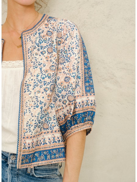 M.A.B.E. CASS PRINT JACKET IN NAVY