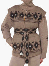 WE NORWEGIANS HOVDEN VEST IN SAND