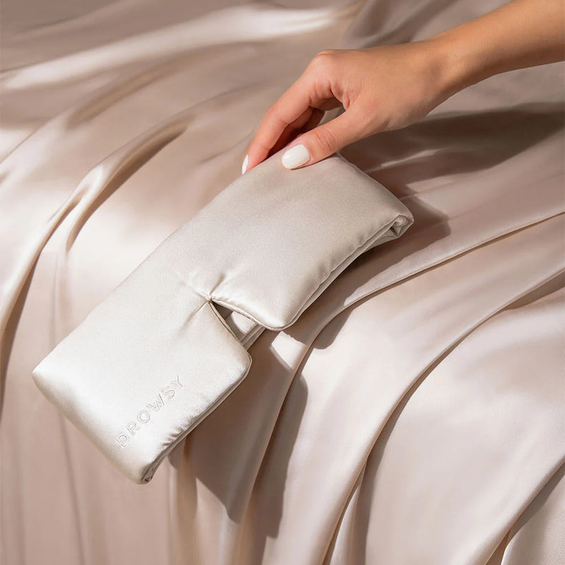 DROWSY DUSTY GOLD SLEEP MASK