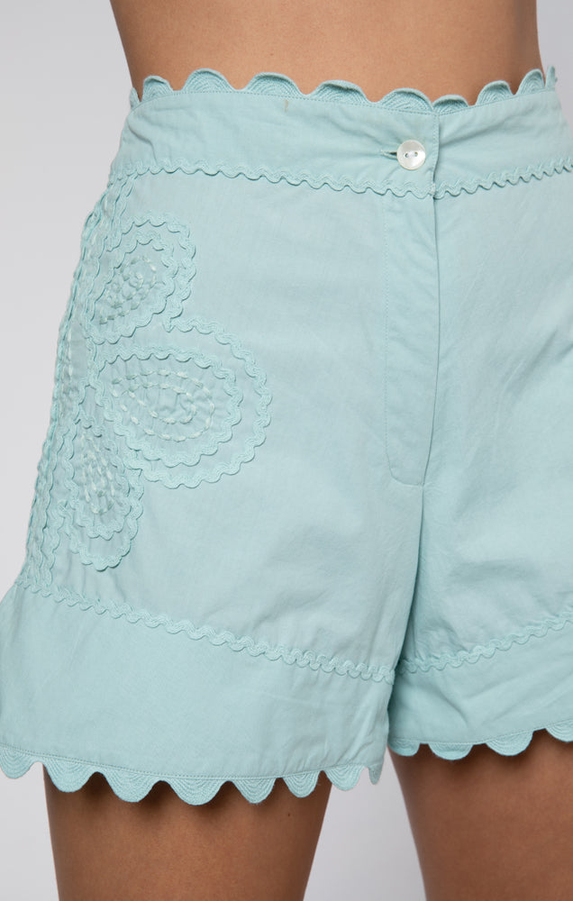 JULIET DUNN EMBROIDERED SHORTS WITH RIC RAC DETAILS