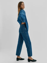 SUZIE KONDI JORDI JEANS IN KYANEOS