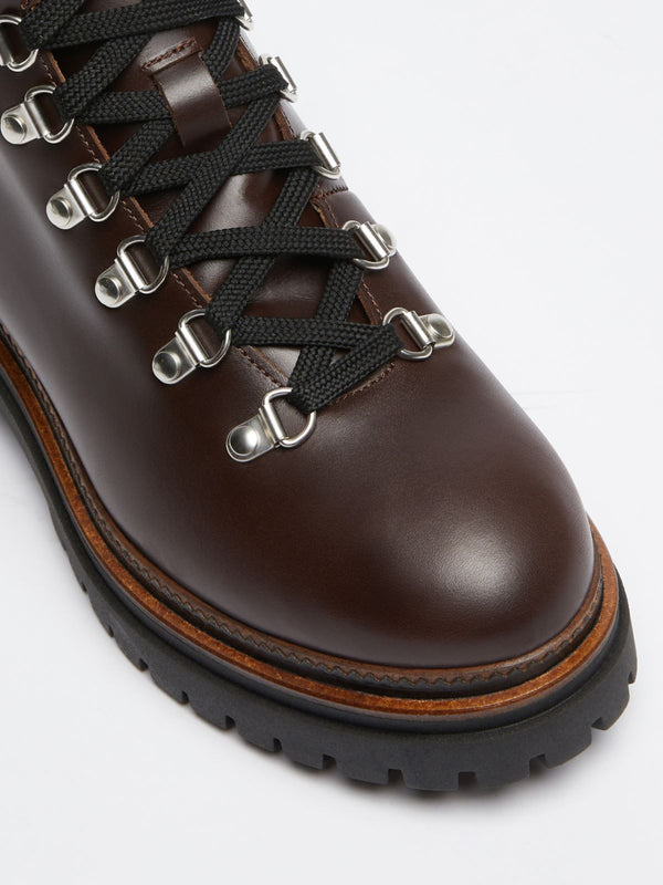 WEEKEND MAX MARA LEATHER ANKLE BOOTS