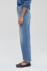 CLOSED FAYNA JEANS IN MID-BLUE