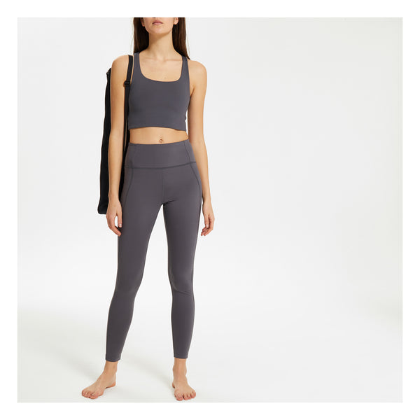 GIRLFRIEND COLLECTIVE Paloma Stretch Sports Bra in Grey